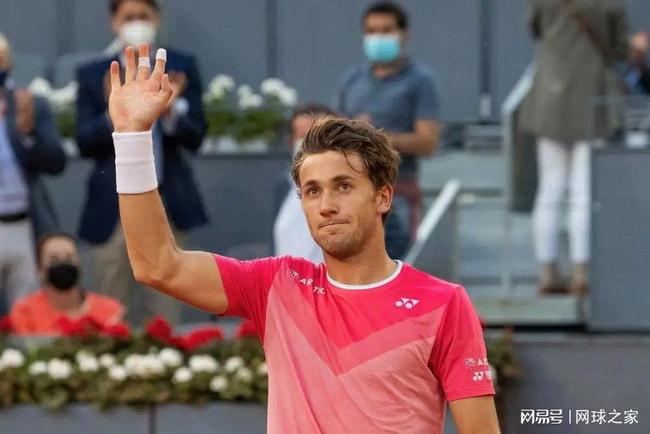 早晨的薄雾 早晨的薄雾