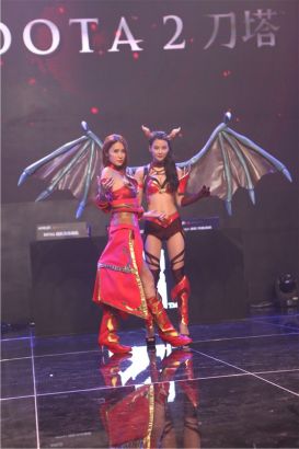 中崭露头角 中崭露头角